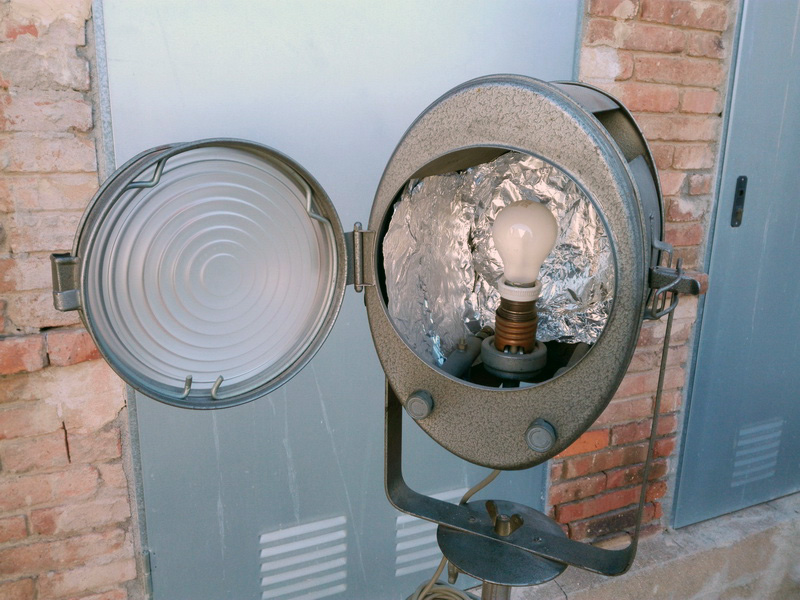 foco cremer iluminacion escenica foto cine metal e27 alt reg 47-160-240x33x31 (50eu) 1u